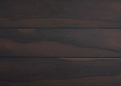 Malimetin hiilletty Accoya ulkoverhouspaneeli. Väri: Teak.